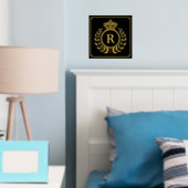 Royal Crown Laurel Wreath Monogrammed Black Gold Foliendrucke (In Situ (Schlafzimmer))