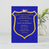 Royal Electric Blue Gold Shield Crown Prince Party Einladung (Stehend Vorderseite)