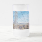 Royal Gorge Bridge Side View Mattierte Bier Tasse (Mittel)