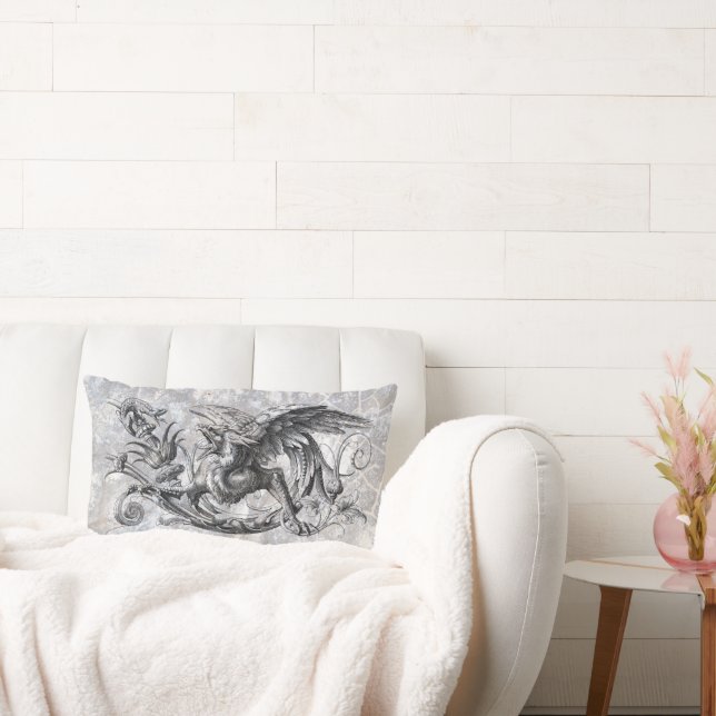 Royal Griffin Throw Pillow Lendenkissen (Liege)