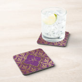 Royal Lila Gold Damask Muster Fleur Monogram Getränkeuntersetzer (Rechte Seite)