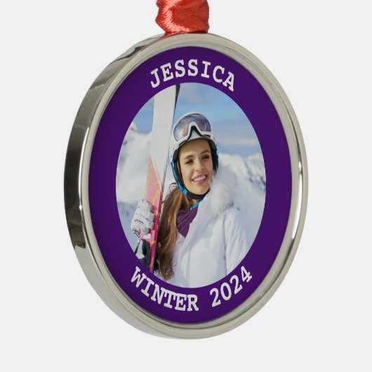 Royal Lila Personalisiert Round Family Foto Ornament Aus Metall (Rechts)