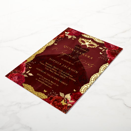 Royal Masquerade Party Red Gold Goa Quinceanera Folieneinladung (Gedreht)