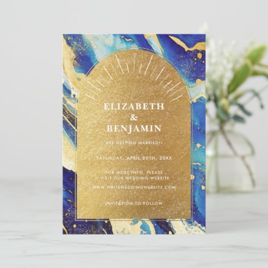 Royal Navy Blue Gold Arch Wedding Save the Date (Stehend Vorderseite)