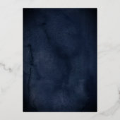 Royal Navy Gold Elegante Rose Script Quinceanera Folieneinladung (Rückseite)