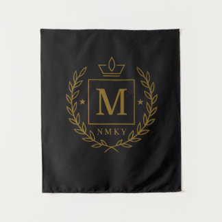 "Royal NMKY-Emblem – Monogramm-M-Wappen-Design" Wandteppich