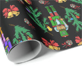 Royal Nutcracker and Wreath Pattern Geschenkpapier (Rolleneckpunkt)