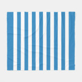 Royal Pastel Blue & White Lines Fleece Blanket (Vorderseite (Horizontal))