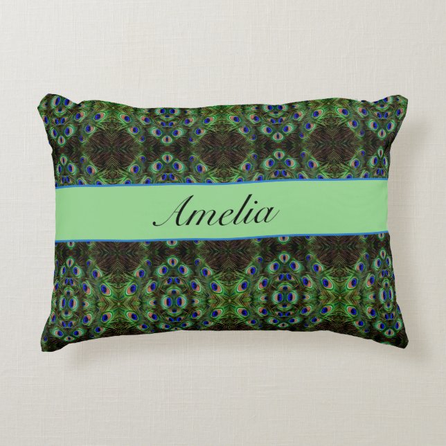 Royal Plumage - Luxe Peacock Feather Pattern Dekokissen (Vorderseite)
