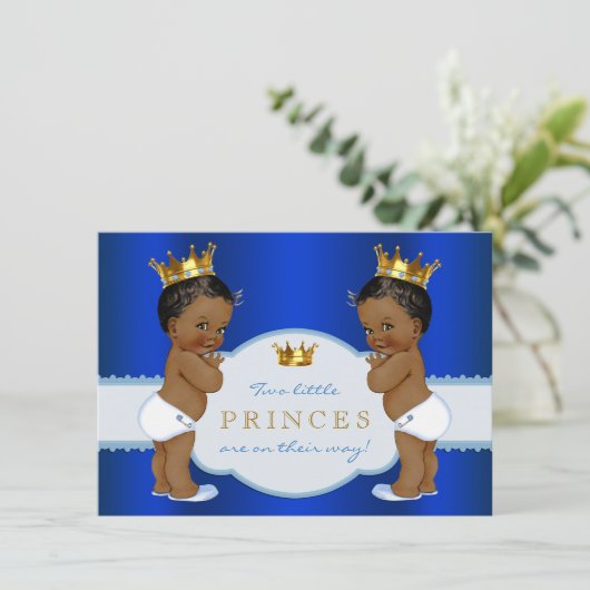 Royal Prince Twin African American Baby Dusche Einladung (Stehend Vorderseite)
