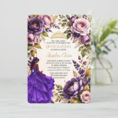 Royal Purple Blush Floral Princess Quinceanera 16 Einladung (Stehend Vorderseite)