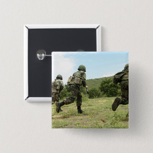 Royal Thai Marines eilt voran Button (Vorne & Hinten)