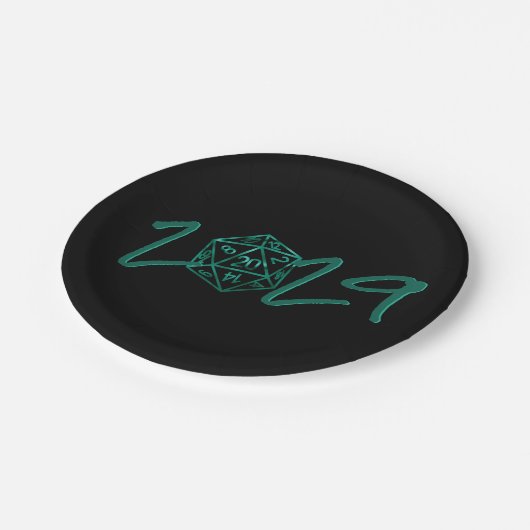 RPG-Jahr | Emerald Fantasy Tabletop Gamer Dice Pappteller (Schrägansicht)