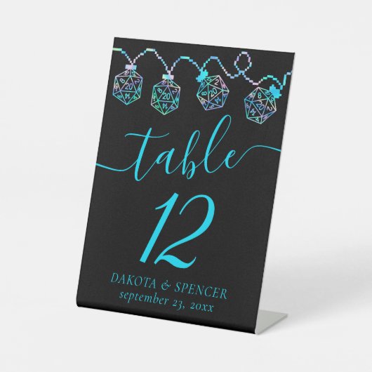 RPG-Leuchten | Holo Fantasy Tabletop PnP Gamer Dic Sockelschild (Vorderseite)