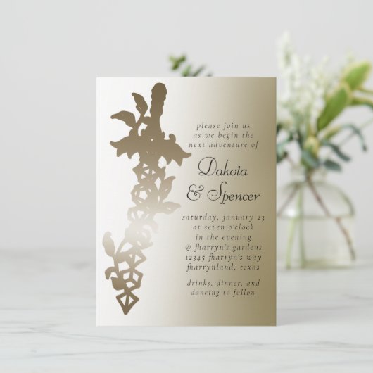 RPG Sword Luxe | Gold Sheen Fantasy Tabletop Gamer Einladung (Stehend Vorderseite)