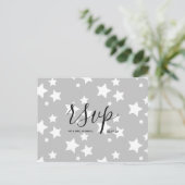 Rsvp-Hochzeitkarte | Graue Sterne Script Postcard Einladungspostkarte (Stehend Vorderseite)