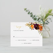 RSVP-Karte für Burgund Gold Fall Floral Folie Einladungspostkarte (Stehend vorne)