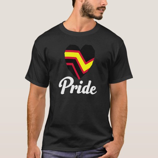 Rubber Gay Pride Rainbow Word T-Shirt (Vorderseite)