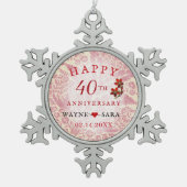 Ruby 40. Hochzeitstag Schneeflocken Zinn-Ornament (Vorderseite)
