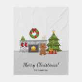 Ruby Cavalier Dog in einem Weihnachtszimmer & Text Fleecedecke (Vorderseite)