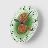 Ruby Cavalier King Charles Spaniel Dog On Green Runde Wanduhr (Winkel)
