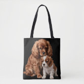 Ruby Cavalier Spaniel und ihr Blenheim-Welpe Tasche (Vorderseite)