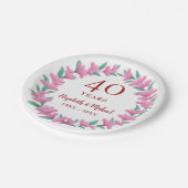 Ruby Floral Pink Blume zum 40. Jubiläum Kranz Pappteller (Schrägansicht)