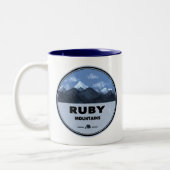 Ruby Mountains Nevada Camping Zweifarbige Tasse (Links)