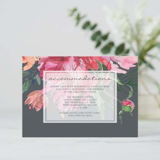Ruby Pink Peony Botanical Wedding Begleitkarte (Stehend Vorderseite)