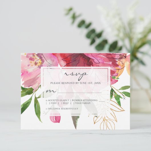 Ruby Pink Peony Floral Wedding RSVP Karte (Stehend Vorderseite)