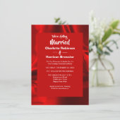 Ruby Red Elegant Rippled Silky Satin Glam Abend Einladung (Stehend Vorderseite)
