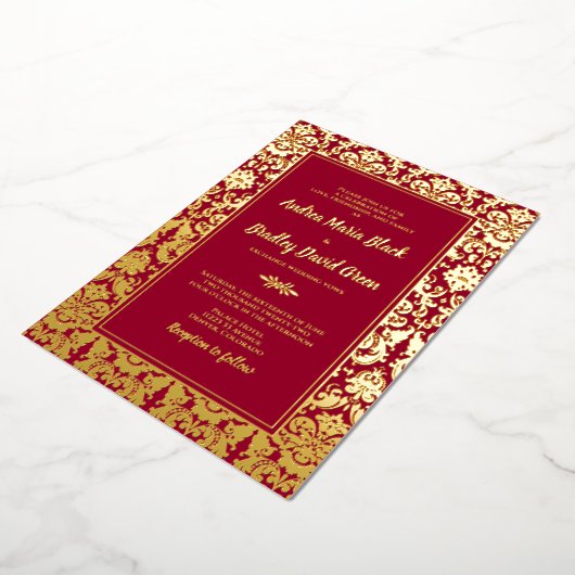Ruby Red Real Gold Foil Damask Wedding Folieneinladung (Gedreht)