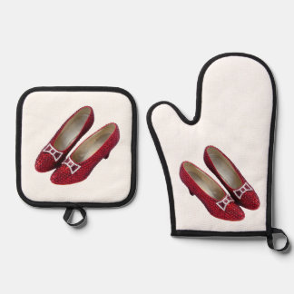 Ruby Slippers Wicked Oven Mitt & Pot Holder Set! Ofenhandschuh & Topflappen-Set