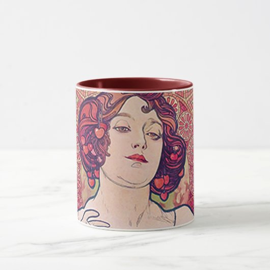 Ruby (Vier Juwelen), Alphonse Mucha Tasse (Zentrum)