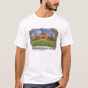 Rückansicht des Umaid Bhawan Palace Hotels, Jodjpu T-Shirt