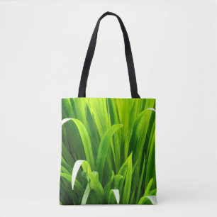Rückbeleuchtete Blätter im Garten Tasche