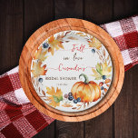 Rückgang der Liebe Kürbiskürbis Blätter Kranz Brau Pappteller<br><div class="desc">Rückgang in Liebe Kürbis Herbstblätter und Beeren Kränze Brautparty Geschirr Vorlage personalisierte Teller für Herbst Thema Brautparty,  Herbst Brautparty Geschirr.</div>