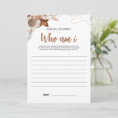 Rückgang der Liebe | Wer bin ich Brautparty Game C Einladung (Stehend Vorderseite)