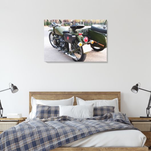 Rückseite eines Motorrads 750B-2 mit seitlicher Le Leinwanddruck (Insitu (Schlafzimmer))