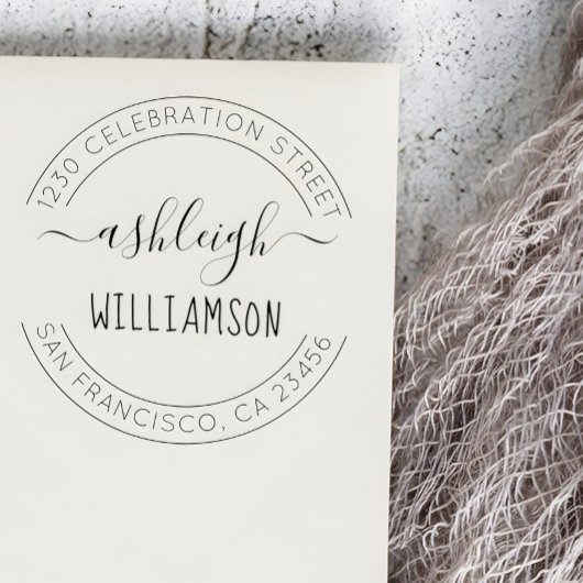 Rücksendeadresse von benutzerdefinierten Skriptnam Gummistempel