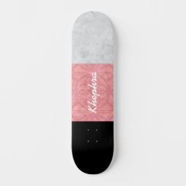Ruddy Pink Batik Grau Wasserfarbe und Name Skateboard