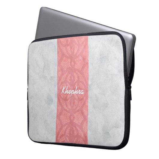 Ruddy Pink Batik Gray Name Laptopschutzhülle (Vorderseite Links)
