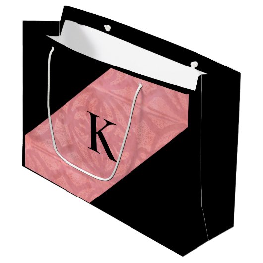 Ruddy Pink Batik Letter Große Geschenktüte (Vorderseite Schrägansicht)