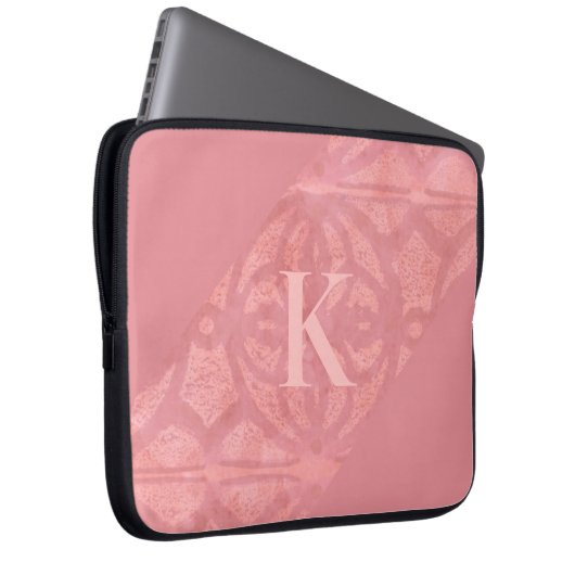 Ruddy Pink Batik Letter Laptopschutzhülle (Vorne Rechts)