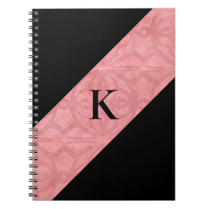 Ruddy Pink Batik und Black Mit Monogramm Notizblock