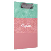 Ruddy Pink Batik und Blue Watercolor Name Klemmbrett (Rechts)