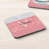 Ruddy Pink Batik und Grau Wasserfarbe Mit Monogram Getränkeuntersetzer (Linke Seite)