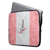 Ruddy Pink Batik und Grau Wasserfarbe Mit Monogram Laptopschutzhülle (Vorderseite Links)