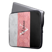 Ruddy Pink Batik und Grau Wasserfarbe Mit Monogram Laptopschutzhülle (Vorderseite Links)