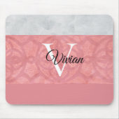 Ruddy Pink Batik und Grau Wasserfarbe Mit Monogram Mousepad (Vorne)